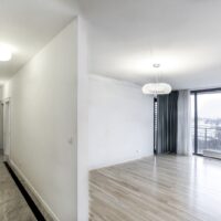https://img.asariweb.pl/original/wynajem / mieszkanie / korytarz / warszawa / apartament / Grzybowska / śródmieście