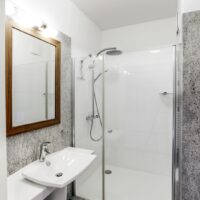 https://img.asariweb.pl/original/wynajem / mieszkanie / łazienka / warszawa / apartament / Grzybowska / śródmieście