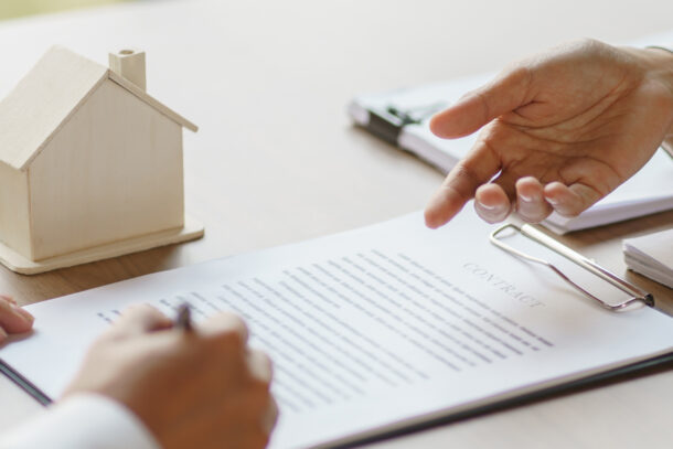 Ryzyka związane z najmem – jak się przed nimi zabezpieczyć? Rozwiej obawy klienta